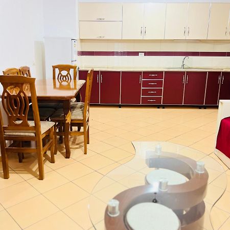 Leonard Apartment Tiranë Ngoại thất bức ảnh