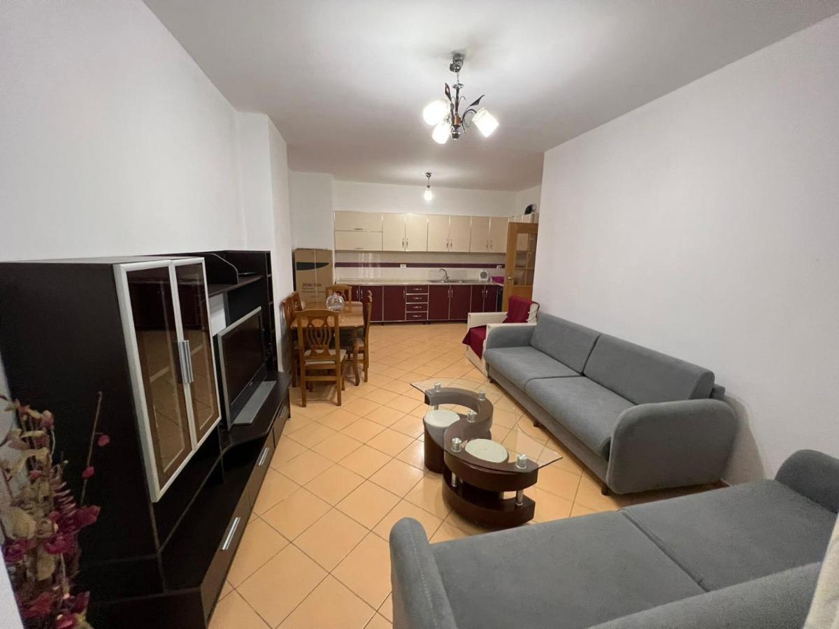 Leonard Apartment Tiranë Ngoại thất bức ảnh