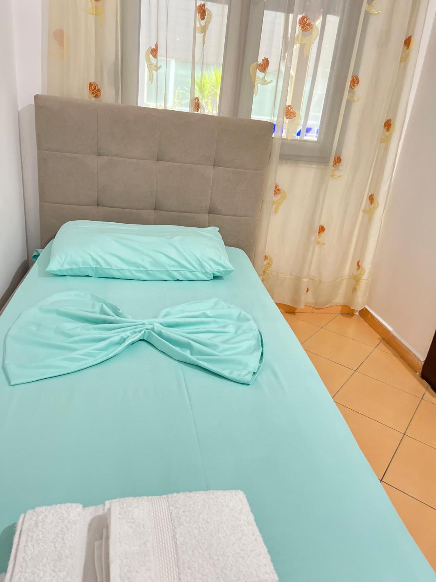 Leonard Apartment Tiranë Ngoại thất bức ảnh