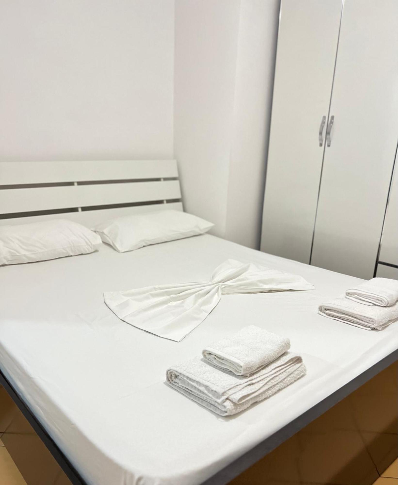 Leonard Apartment Tiranë Ngoại thất bức ảnh