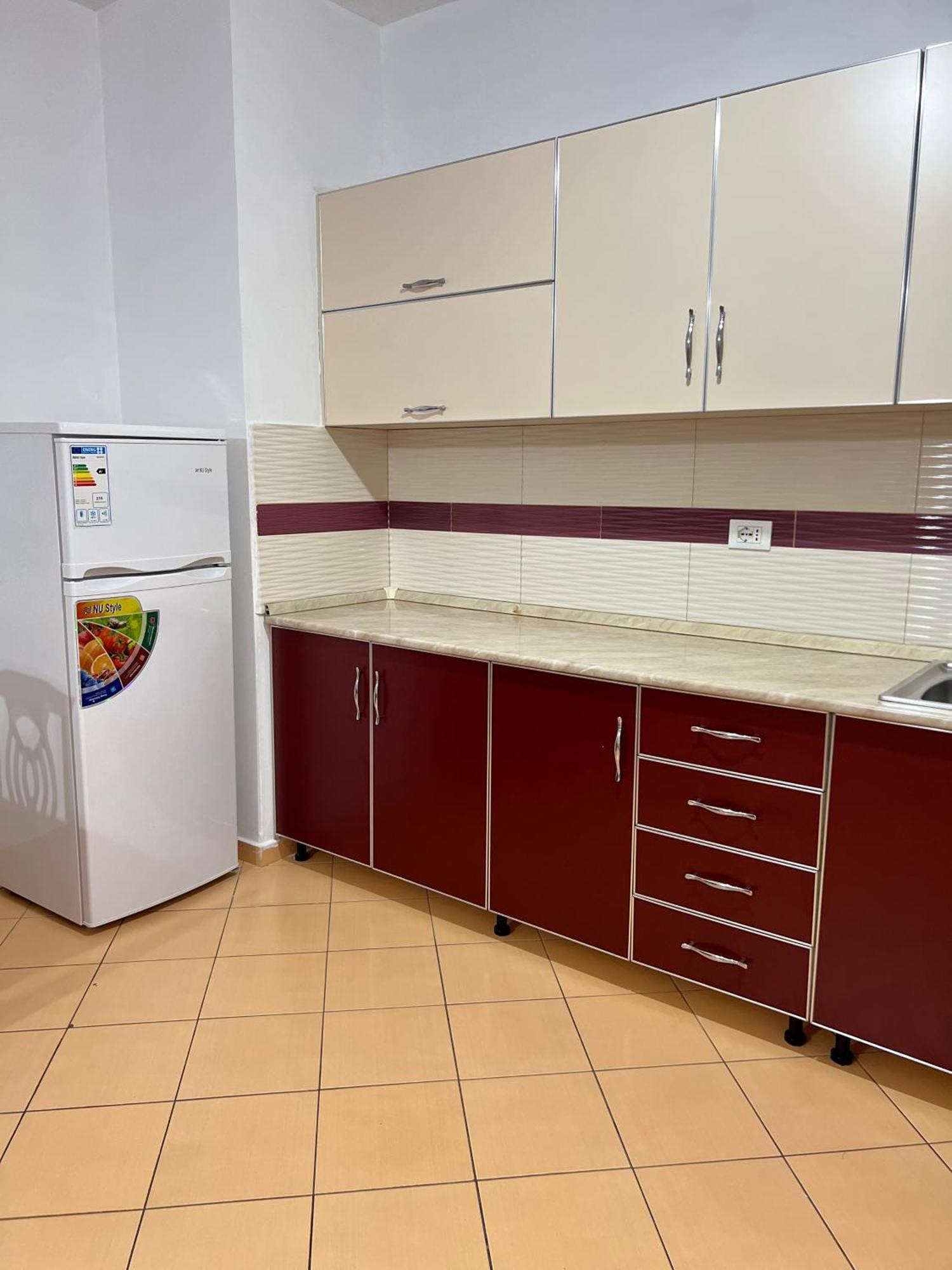 Leonard Apartment Tiranë Ngoại thất bức ảnh